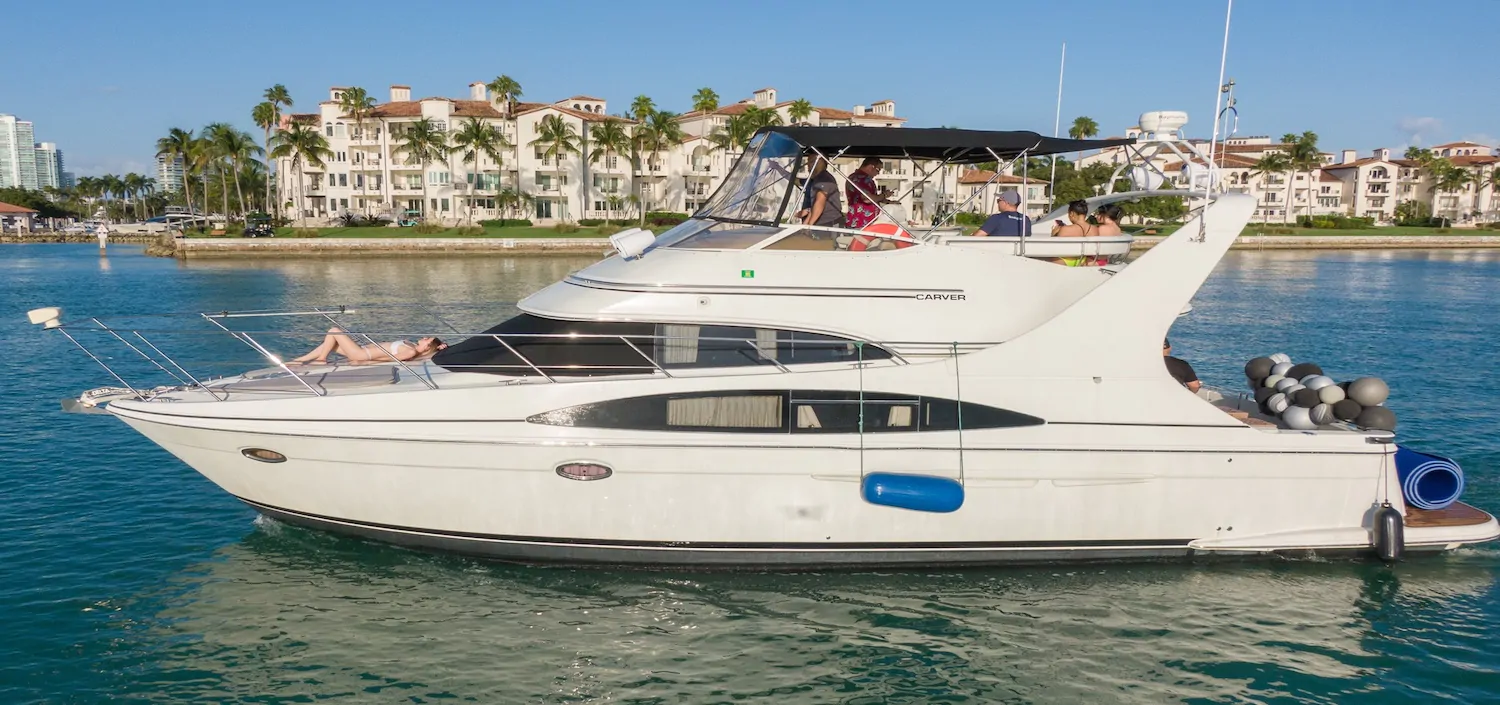 45FT CARVER